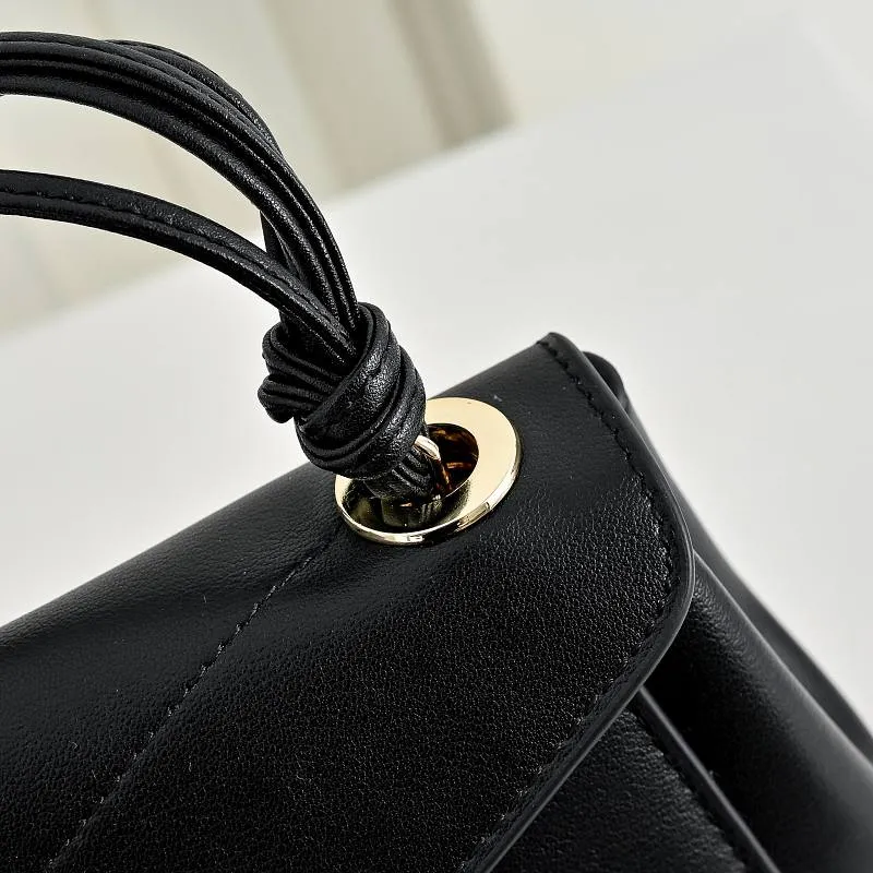 All Categories Chanel Women's Bags (Chanel) Chanel 9136