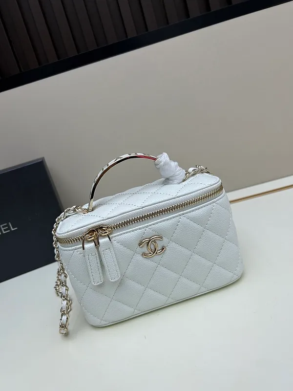 All Categories Chanel Women's Bags 2 (Chanel) Chanel 33821