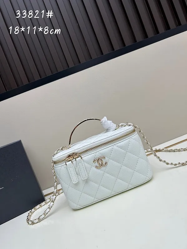 All Categories Chanel Women's Bags 2 (Chanel) Chanel 33821