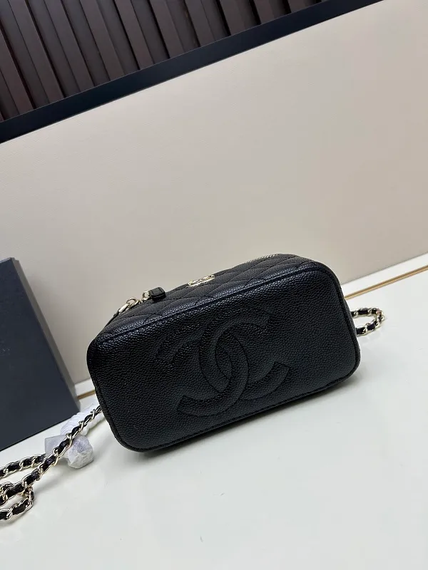 All Categories Chanel Women's Bags 2 (Chanel) Chanel 33821