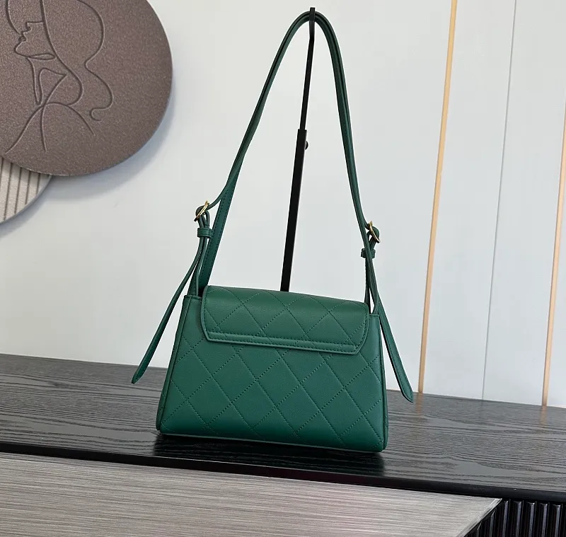 All categories Chanel Women's Bags (Chanel) Chanel Original 31541 fetal cowhide