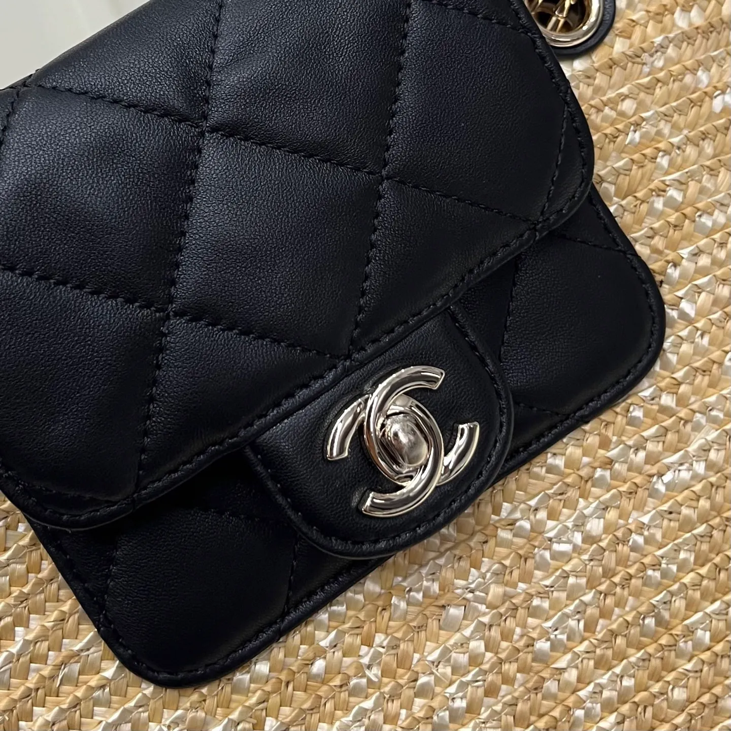 All categories Chanel Women's Bag 2 (Chanel) Chanel 1A037