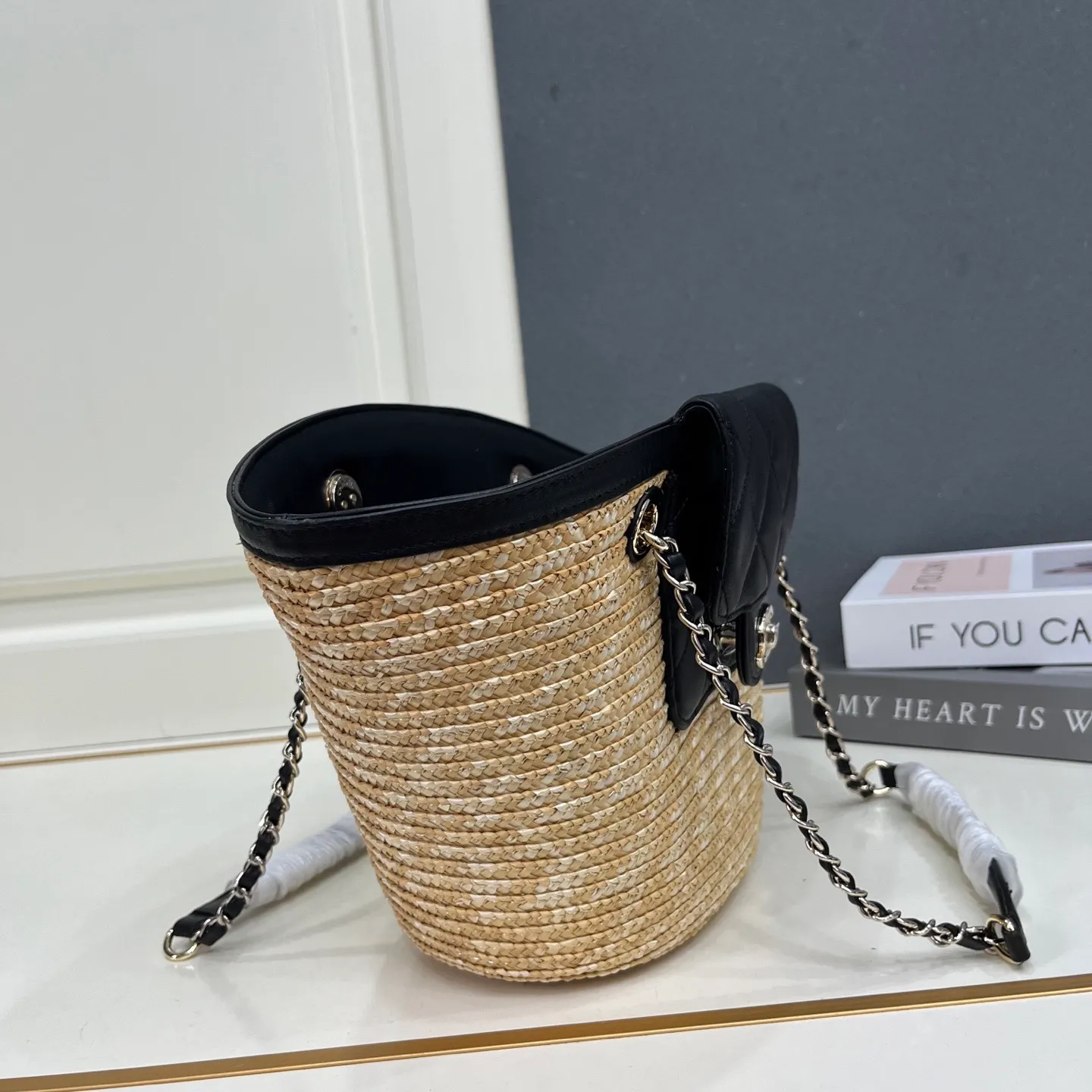 All categories Chanel Women's Bag 2 (Chanel) Chanel 1A037