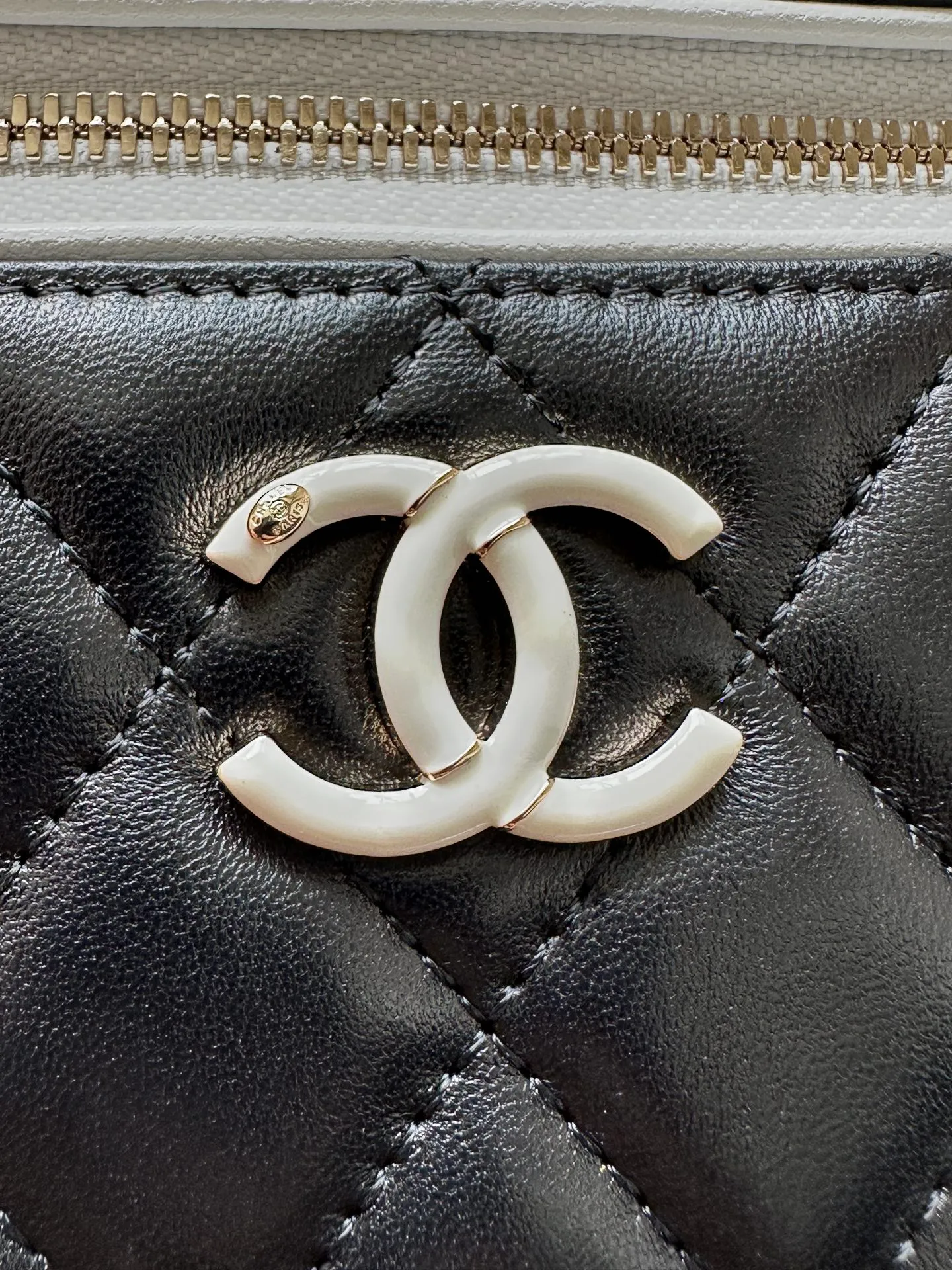All Categories Chanel Women's Bags 2 (Chanel) Chanel Original Order AP5330