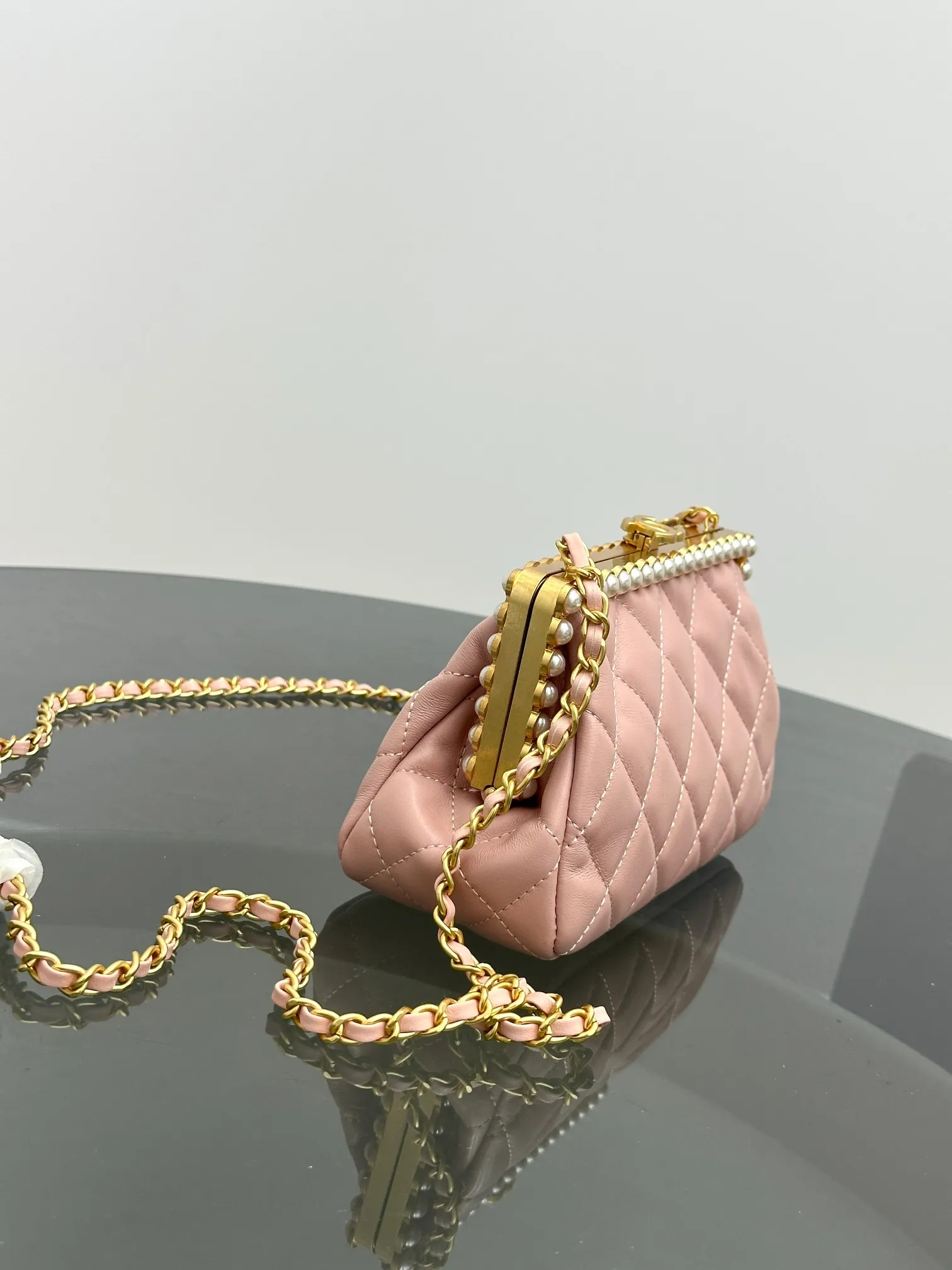 All Categories Chanel Women's Bags (Chanel) Chanel V118
