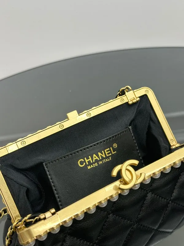 All Categories Chanel Women's Bags (Chanel) Chanel V118