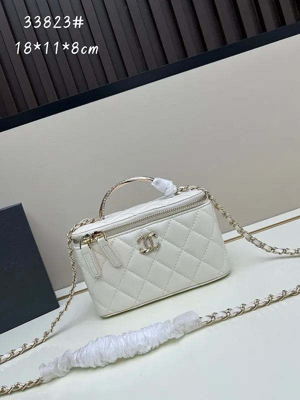 All Categories Chanel Women's Bags 2 (Chanel) Chanel 33823