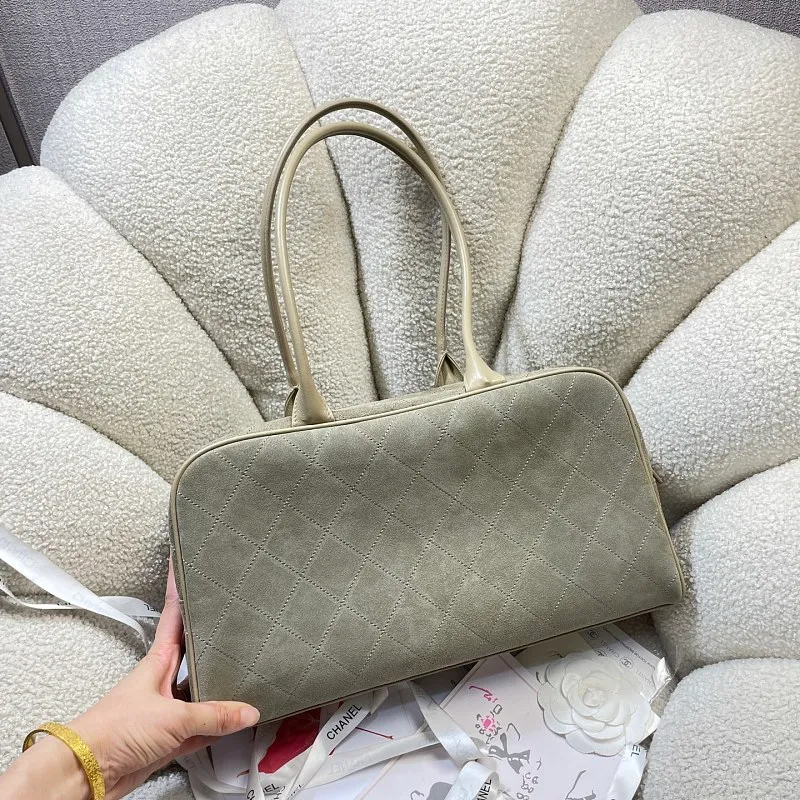 All Categories Chanel Women's Bag 2 (Chanel) Chanel Original Order AS6211