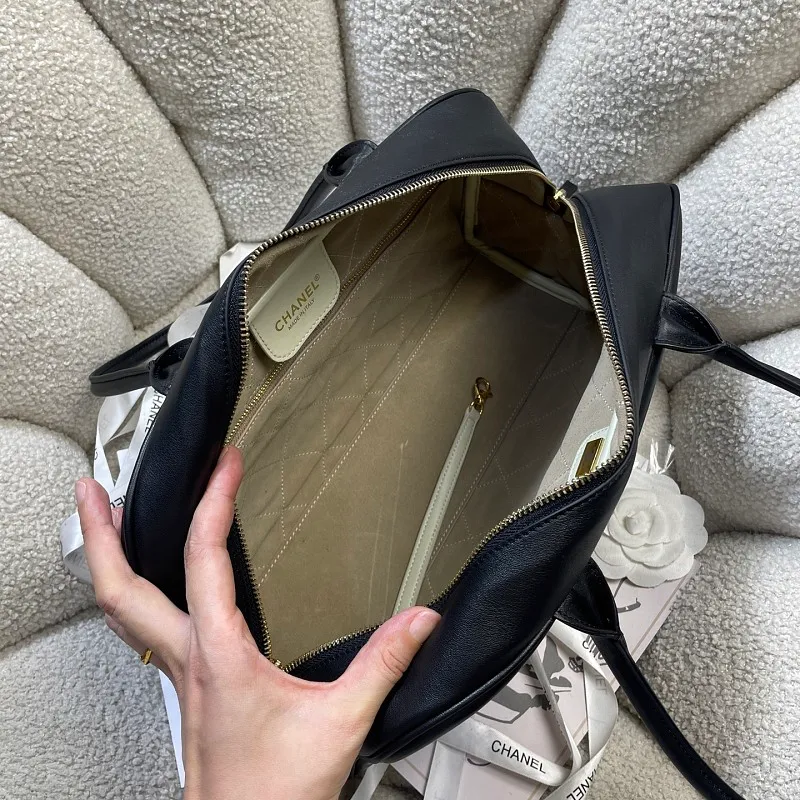 All Categories Chanel Women's Bag 2 (Chanel) Chanel Original Order AS6211