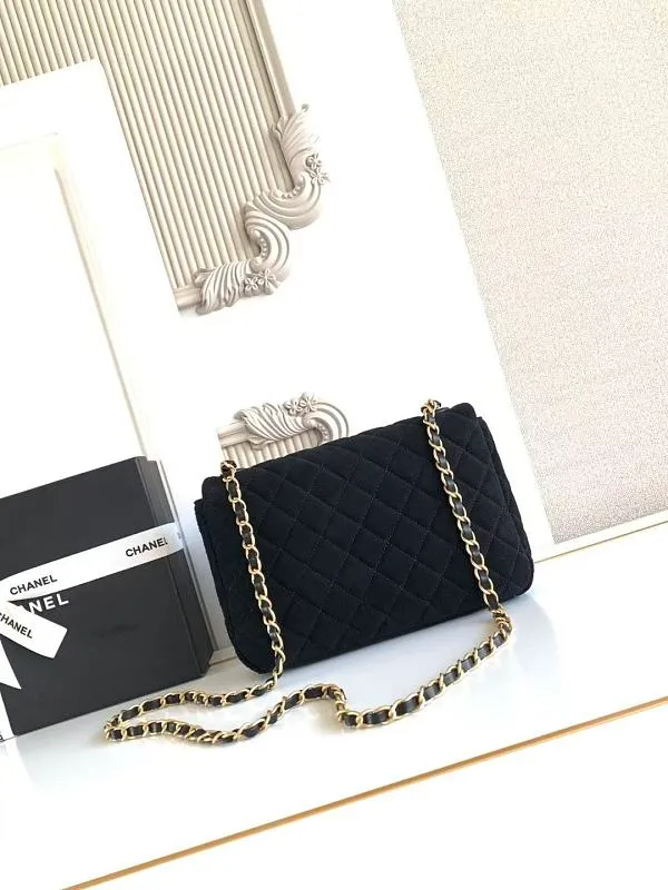 All Categories Chanel Women's Bag 2 (Chanel) Chanel Original AS5991 Medium Size