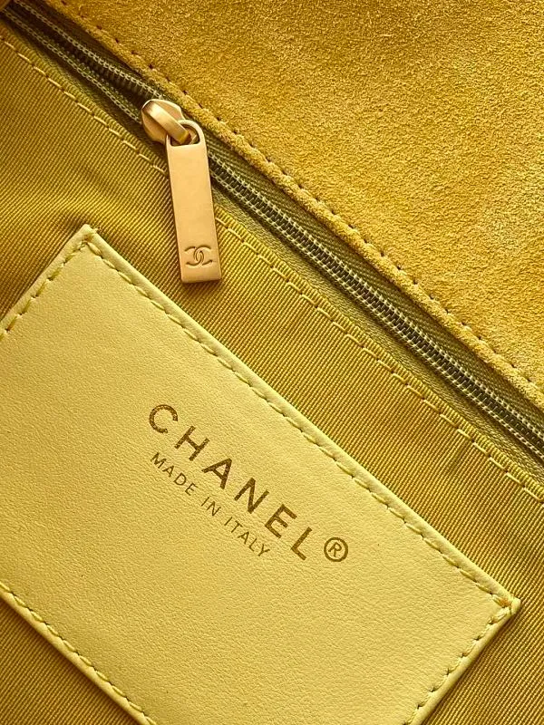All Categories Chanel Women's Bag 2 (Chanel) Chanel Original AS5991 Medium Size