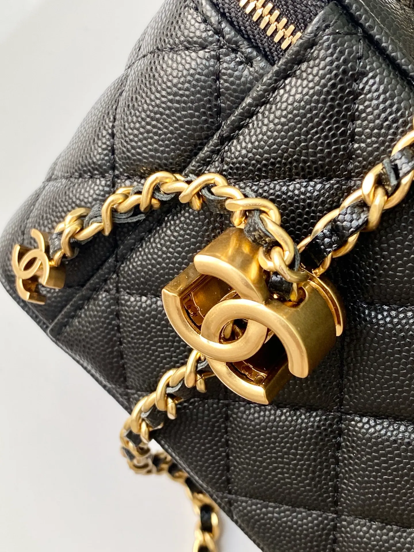 All Categories Chanel Women's Bags 2 (Chanel) Chanel Original Single AP4030