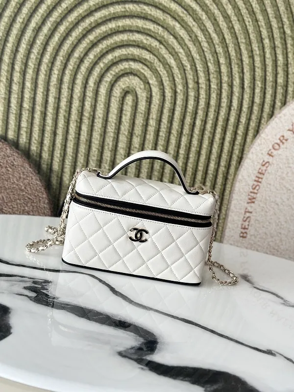 All Categories Chanel Women's Bag 2 (Chanel) Chanel AP5240