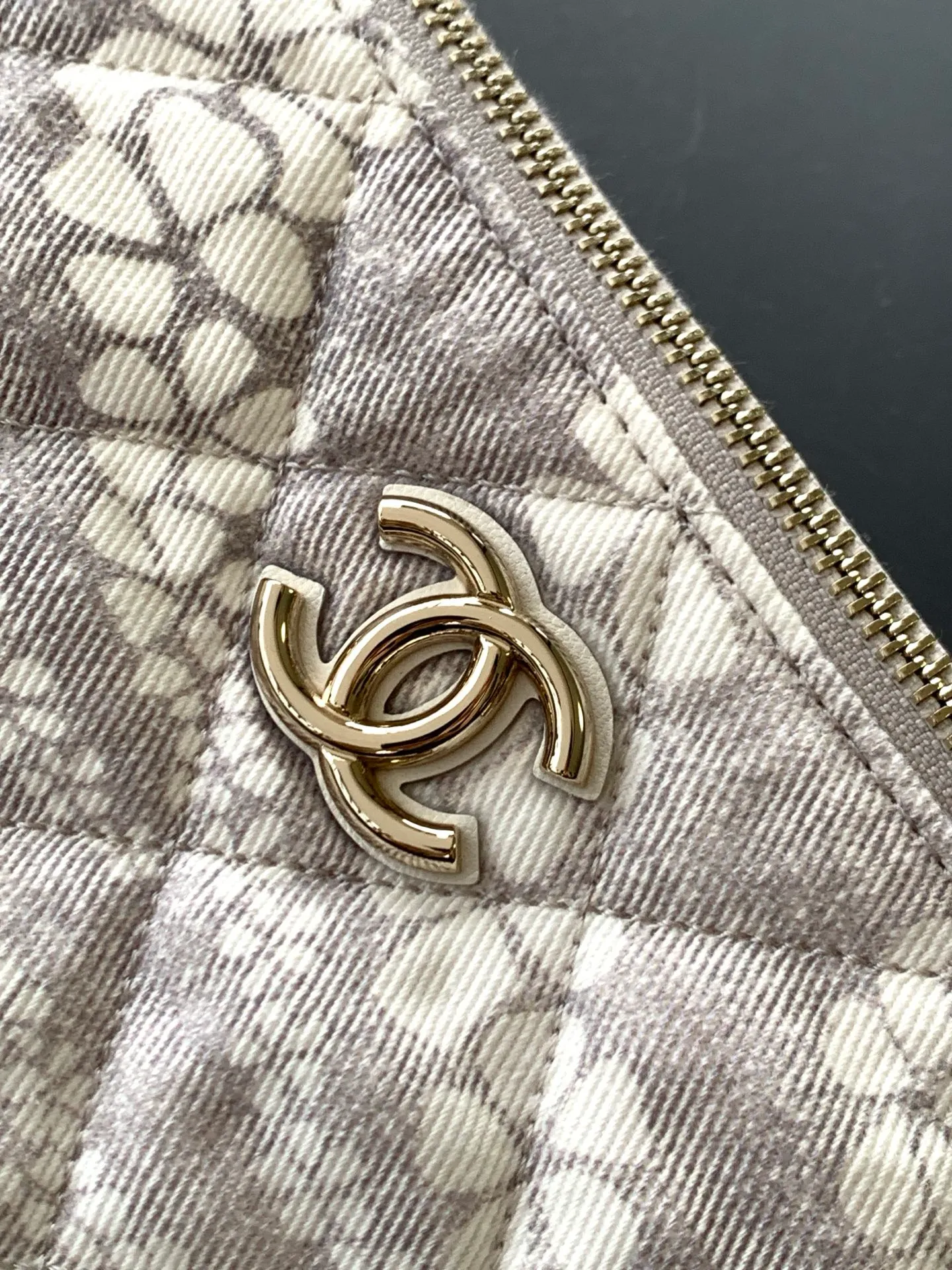 All Categories Chanel Women's Bags 2 (Chanel) Chanel Original AS5431