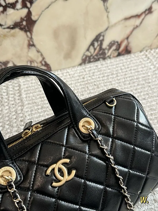 All Categories Official Website "Brand Women's Bags" Women's Bags 💙 Chanel 2025 New CHANEL Crossbody Bag