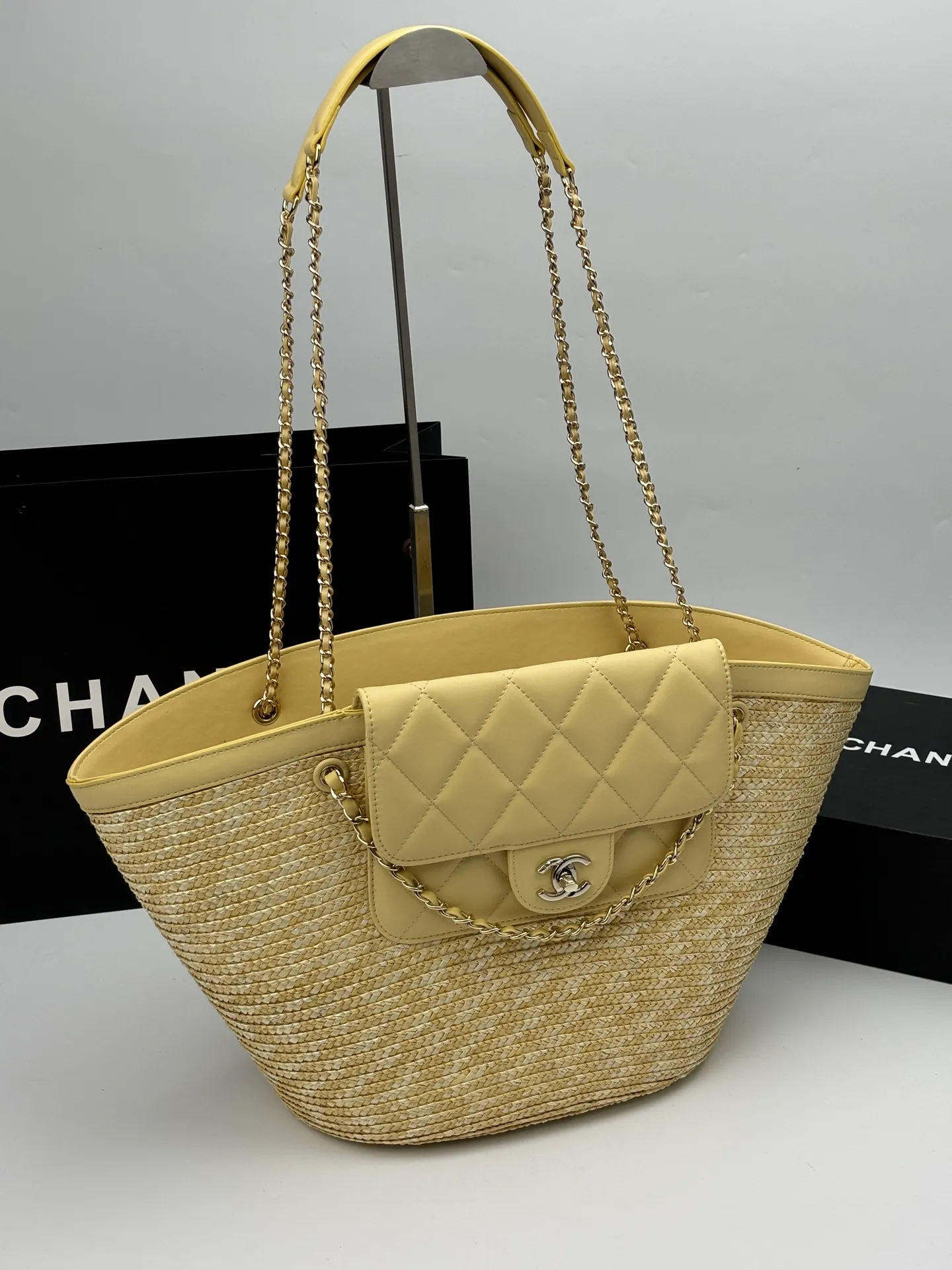 All Categories Official Website "Brand Women's Bags" Women's Bags 💙 Chanel 2026 Official Website CHANEL Braided Cabbage Shopping Bag