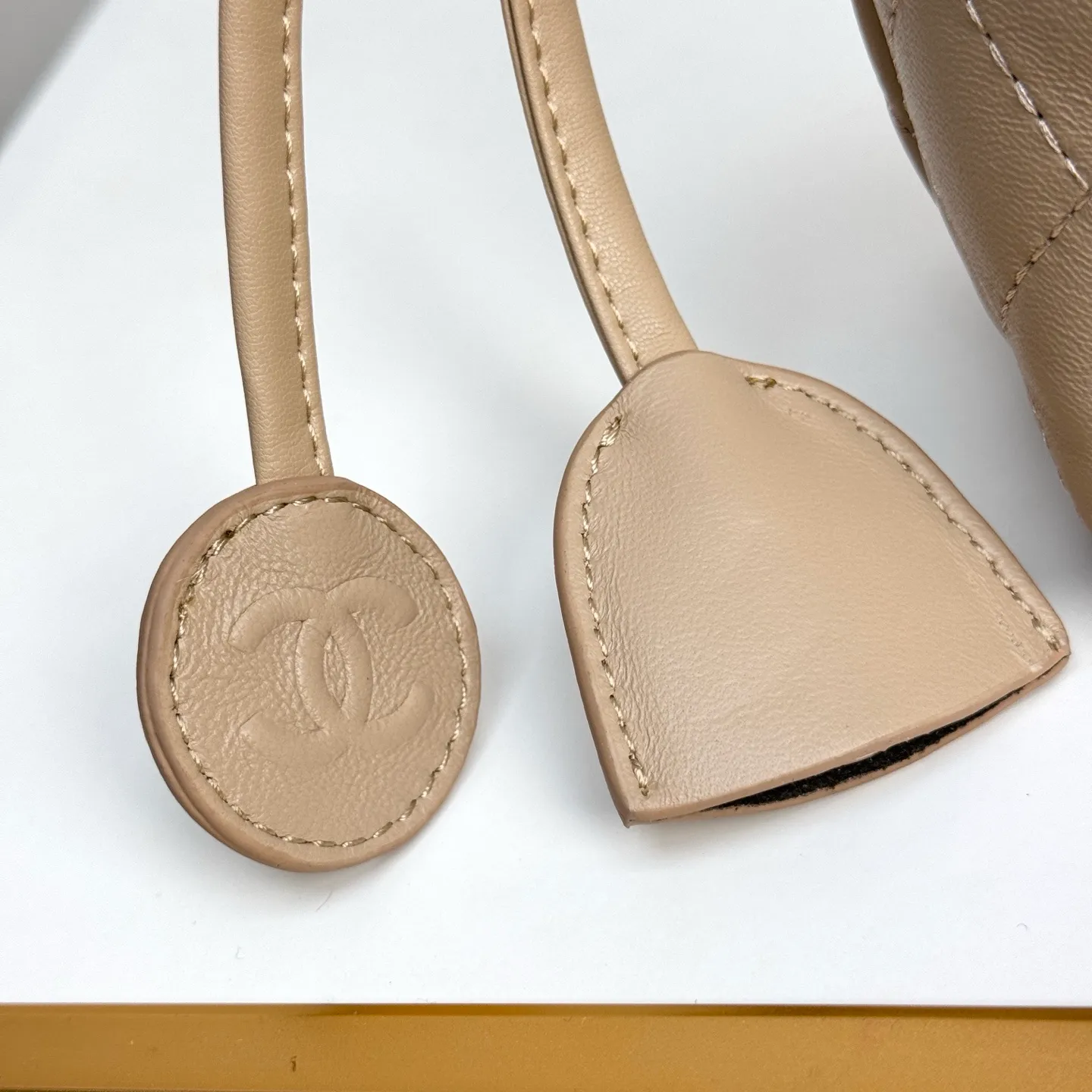All Categories Official Website "Brand Women's Bags" Women's Bags 💙 Chanel 2026 Official Website CHANEL Diamond Drawstring Bucket Bag