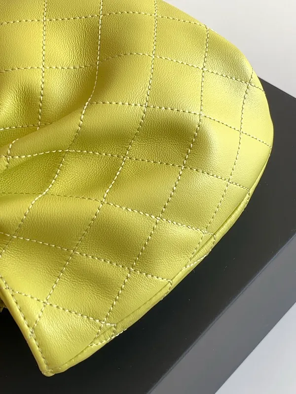All Categories Chanel Women's Bag 2 (Chanel) Chanel Original AS6022