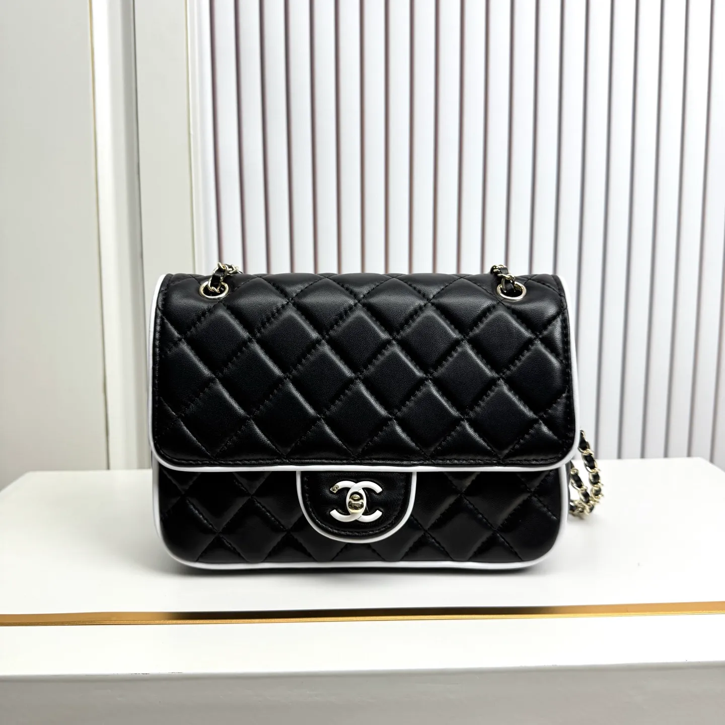 All Categories Chanel Women's Bags (Chanel) Chanel 6001 Large