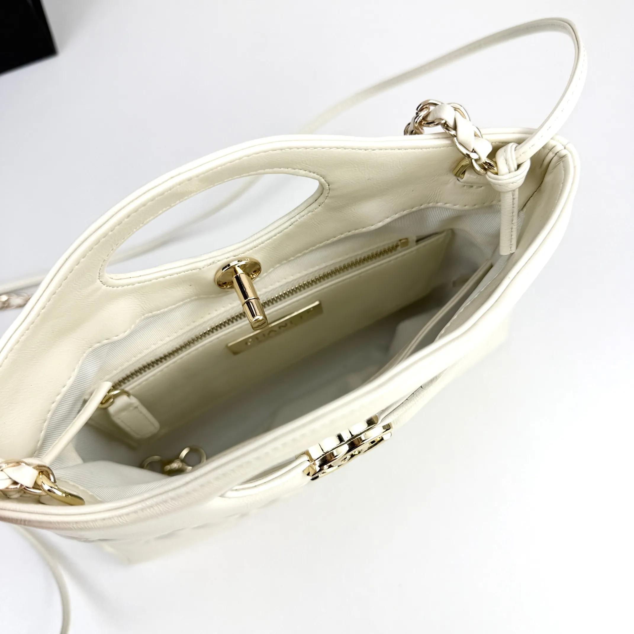 All Categories Chanel Women's Bags (Chanel) Chanel 4133