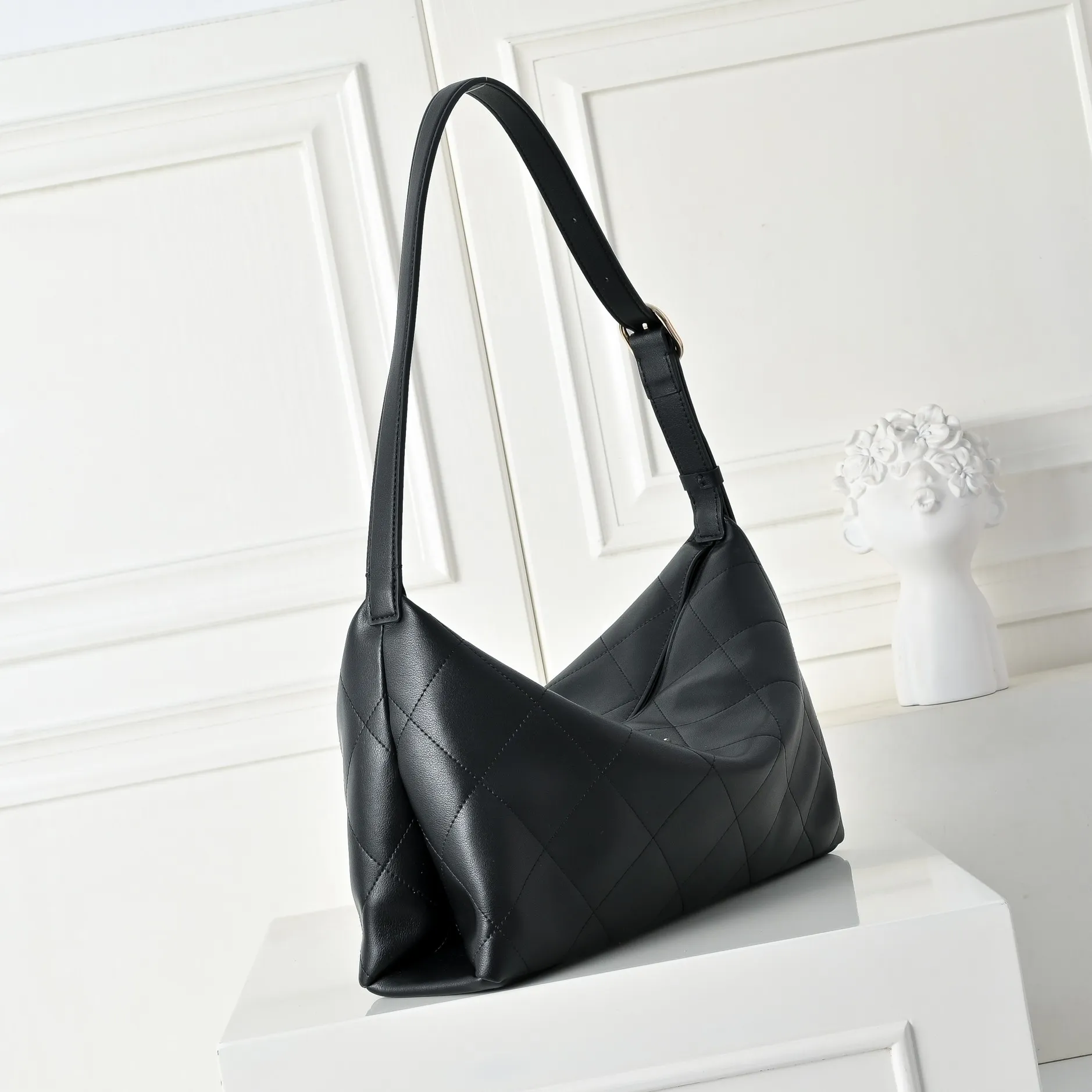 All Categories Chanel Women's Bags (Chanel) Chanel 7083