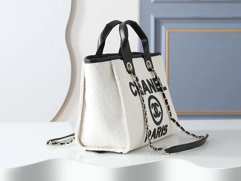 All categories Official website "Brand Women's Bags" Women's Bags 💙 Chanel 2026 new CHANEL hand-held crossbody bag