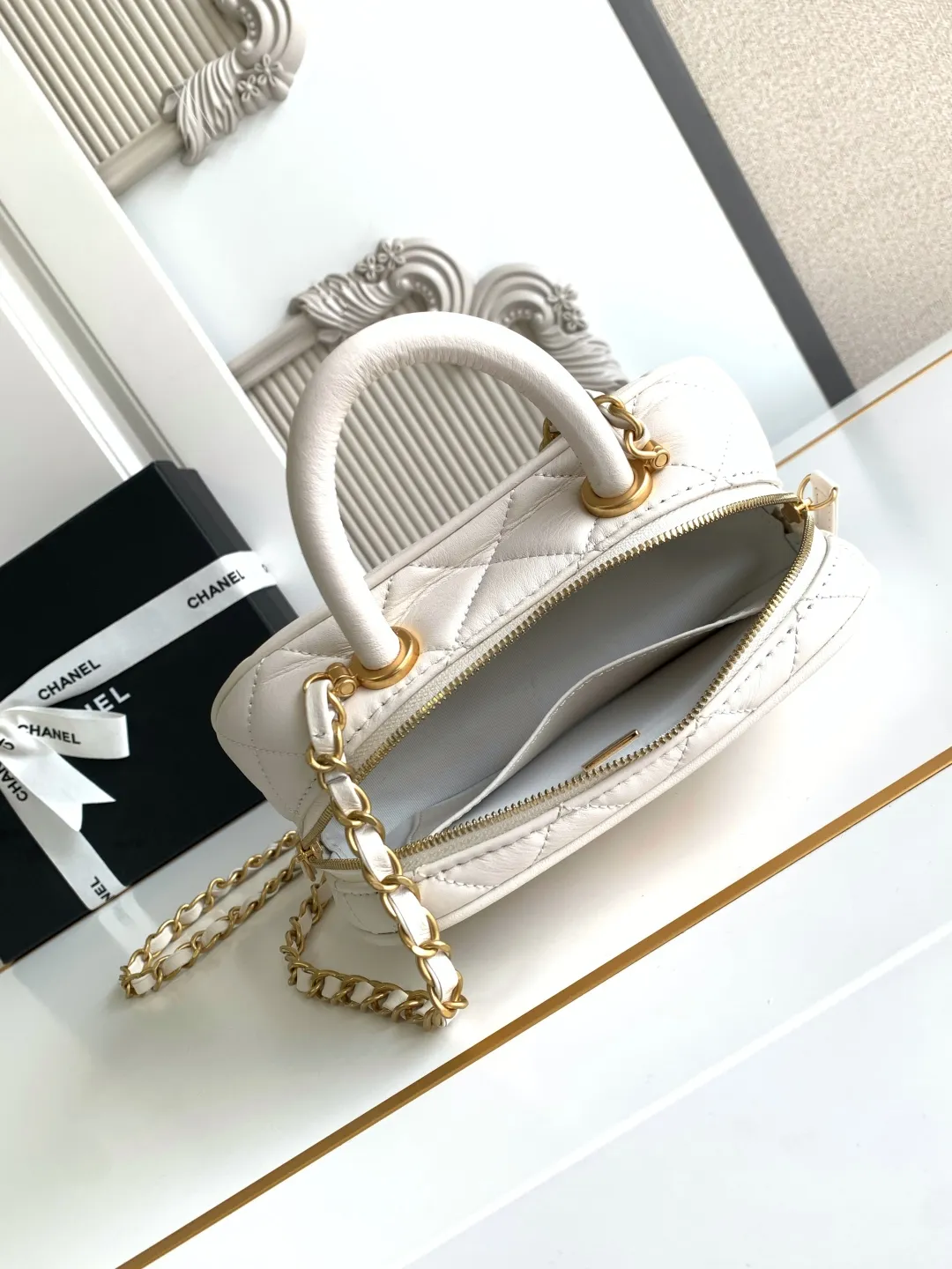 All Categories Chanel Women's Bag 2 (Chanel) Chanel Original S5572