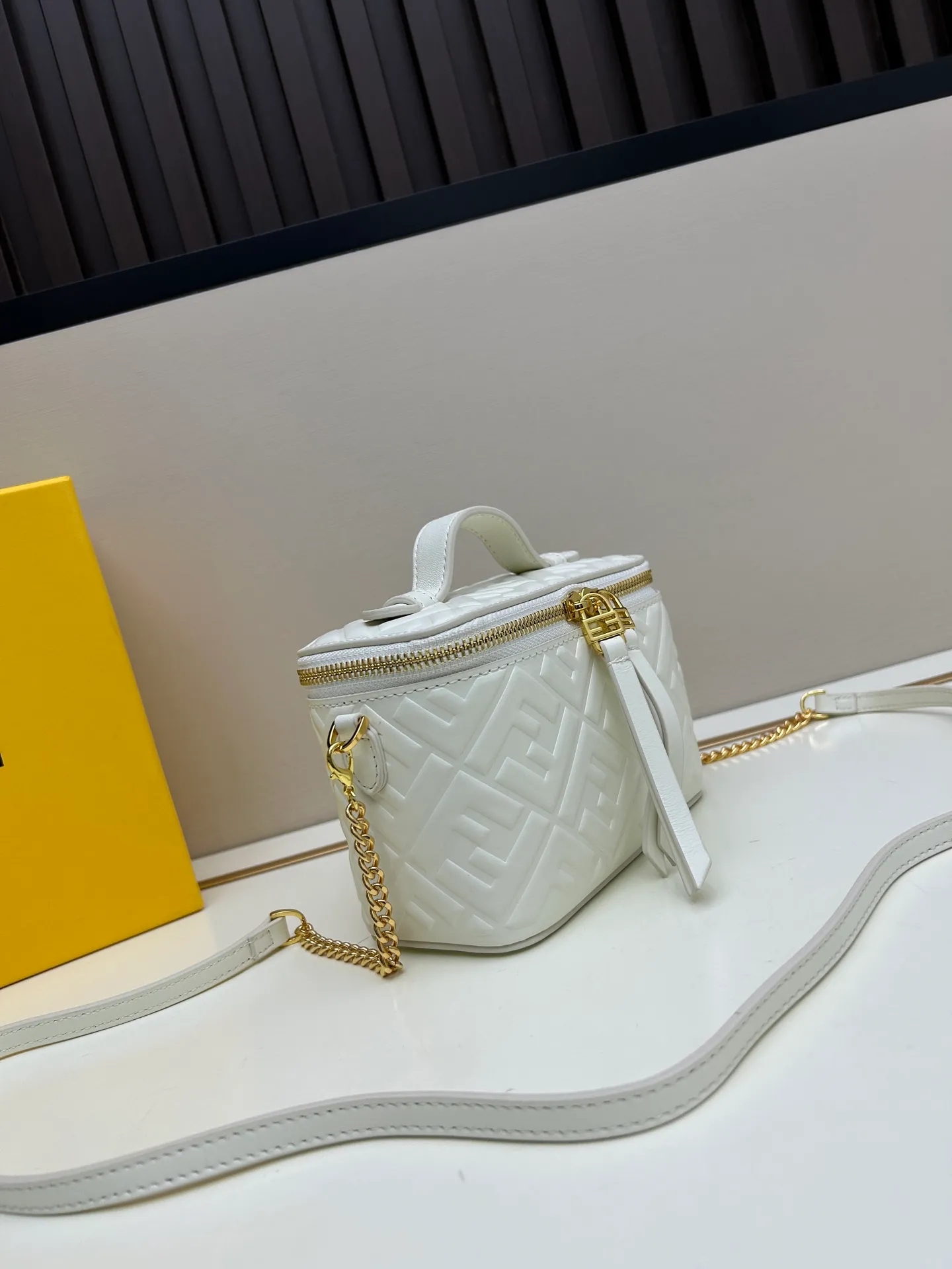 All Categories Chanel Women's Bags (Chanel) Chanel F8025