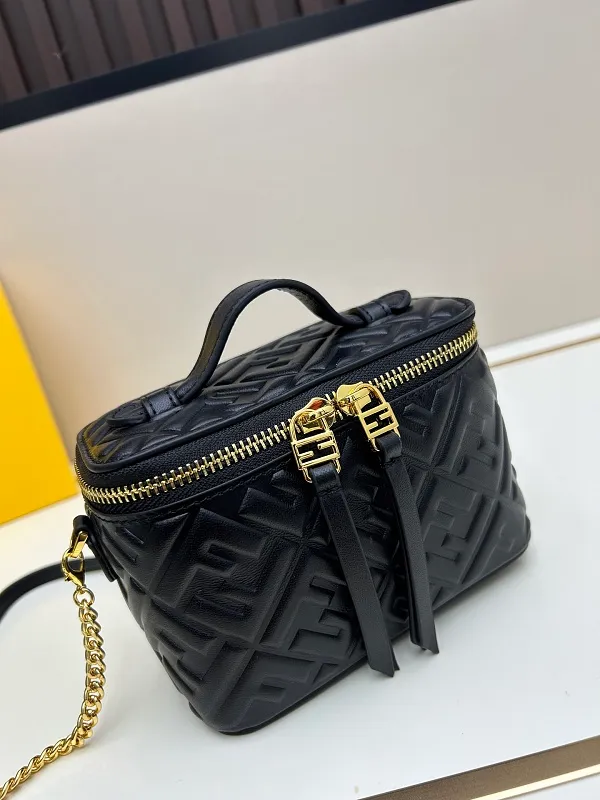 All Categories Chanel Women's Bags (Chanel) Chanel F8025