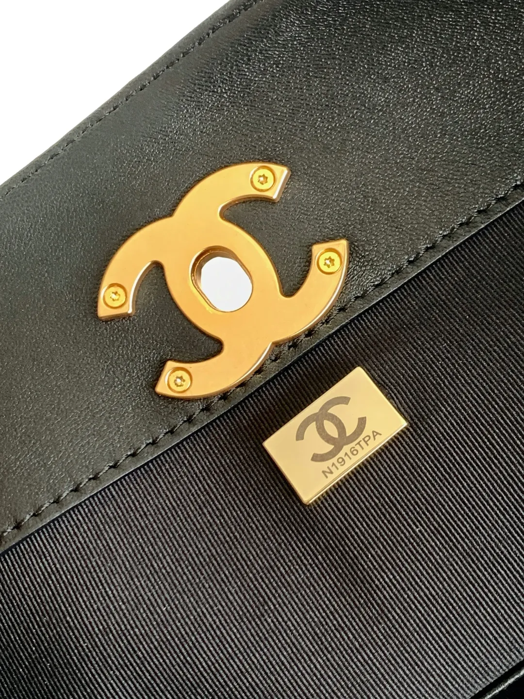 All Categories Chanel Women's Bags 2 (Chanel) Chanel Original Order AS5634