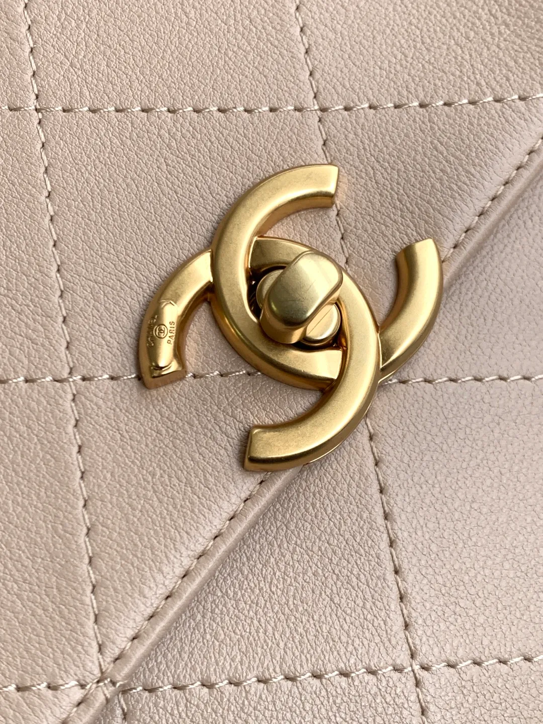 All Categories Chanel Women's Bags 2 (Chanel) Chanel Original Order 5447