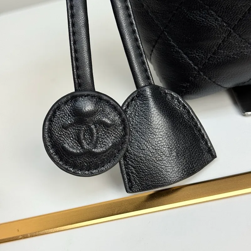 All Categories Official Website "Brand Women's Bags" Women's Bags 💙 Chanel 2026 Official Website CHANEL Diamond Drawstring Bucket Bag