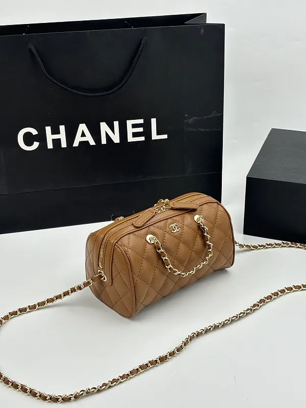 All Categories Official Website "Brand Women's Bags" Women's Bags 💙 Chanel 2026 Official Website CHANEL Crossbody Bag