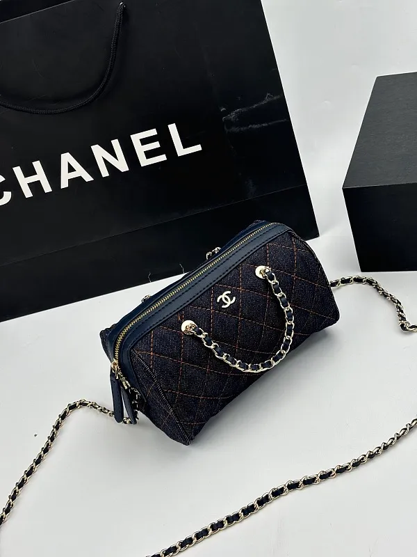 All Categories Official Website "Brand Women's Bags" Women's Bags 💙 Chanel 2026 Official Website CHANEL Crossbody Bag