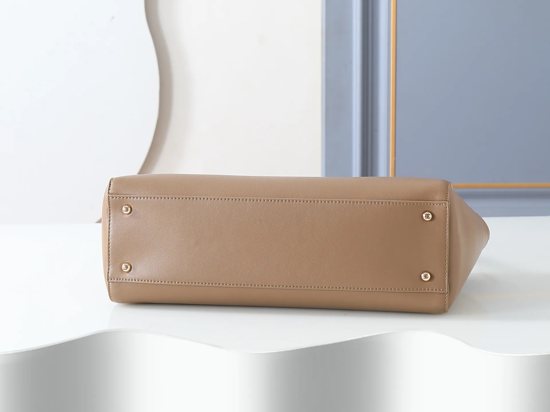 All categories Official website "Brand Women's Bags" Women's Bags 💙 Chanel 2026 new CHANEL hand-held crossbody bag