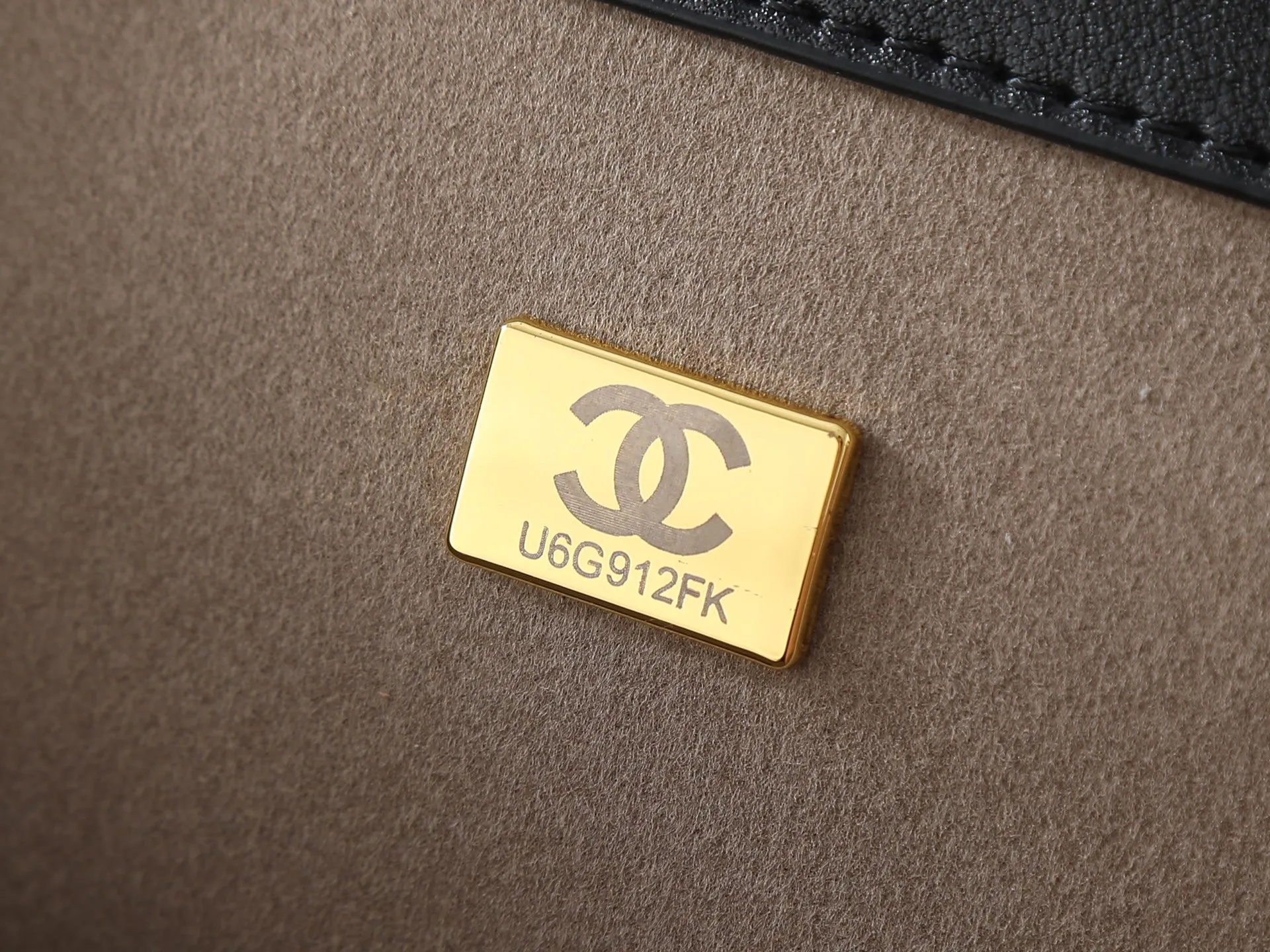 All categories Official website "Brand Women's Bags" Women's Bags 💙 Chanel 2026 new CHANEL hand-held crossbody bag
