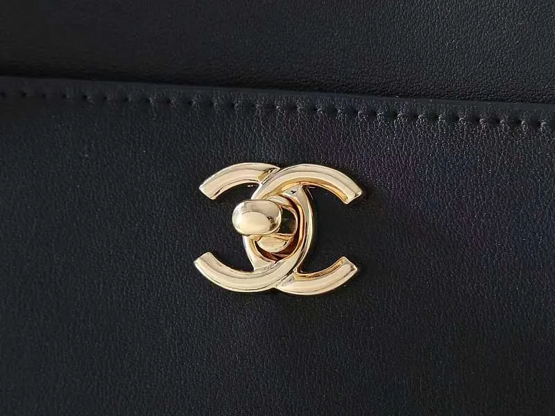 All categories Official website "Brand Women's Bags" Women's Bags 💙 Chanel 2026 new CHANEL hand-held crossbody bag