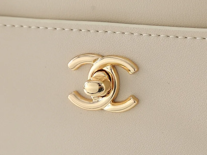 All categories Official website "Brand Women's Bags" Women's Bags 💙 Chanel 2026 new CHANEL hand-held crossbody bag