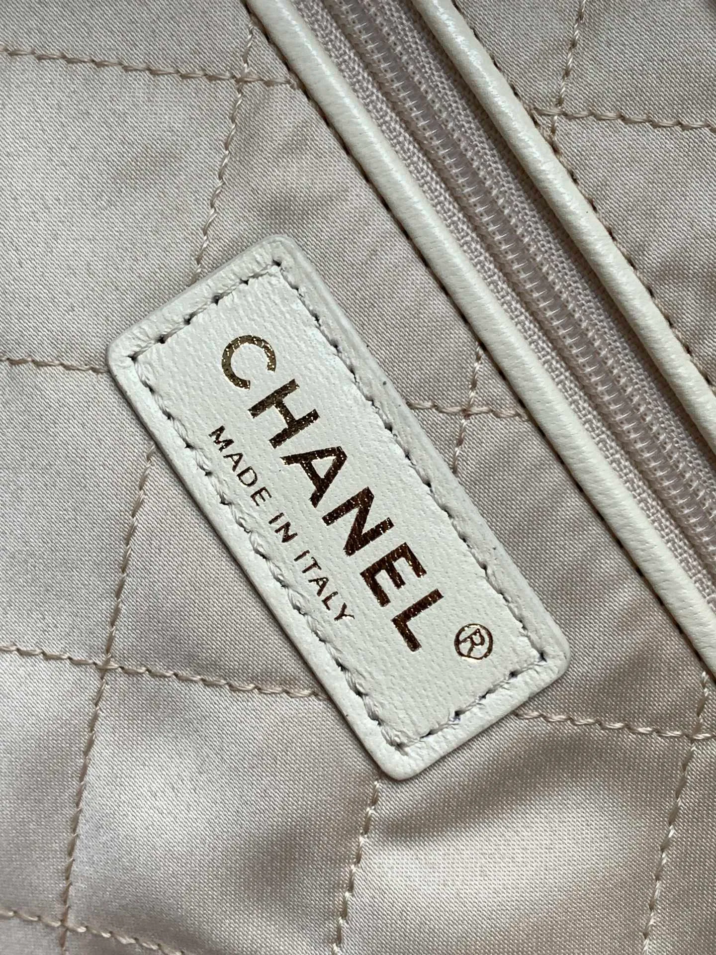 All Categories Chanel Women's Bags 2 (Chanel) Chanel Original Order AS3261