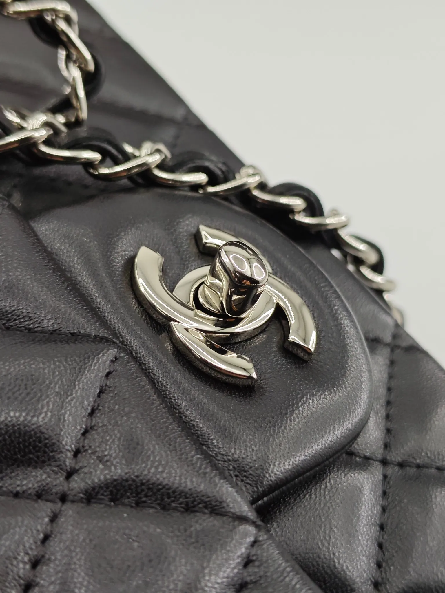 All Categories Chanel Women's Bag 2 (Chanel) Chanel Chip Version A01112