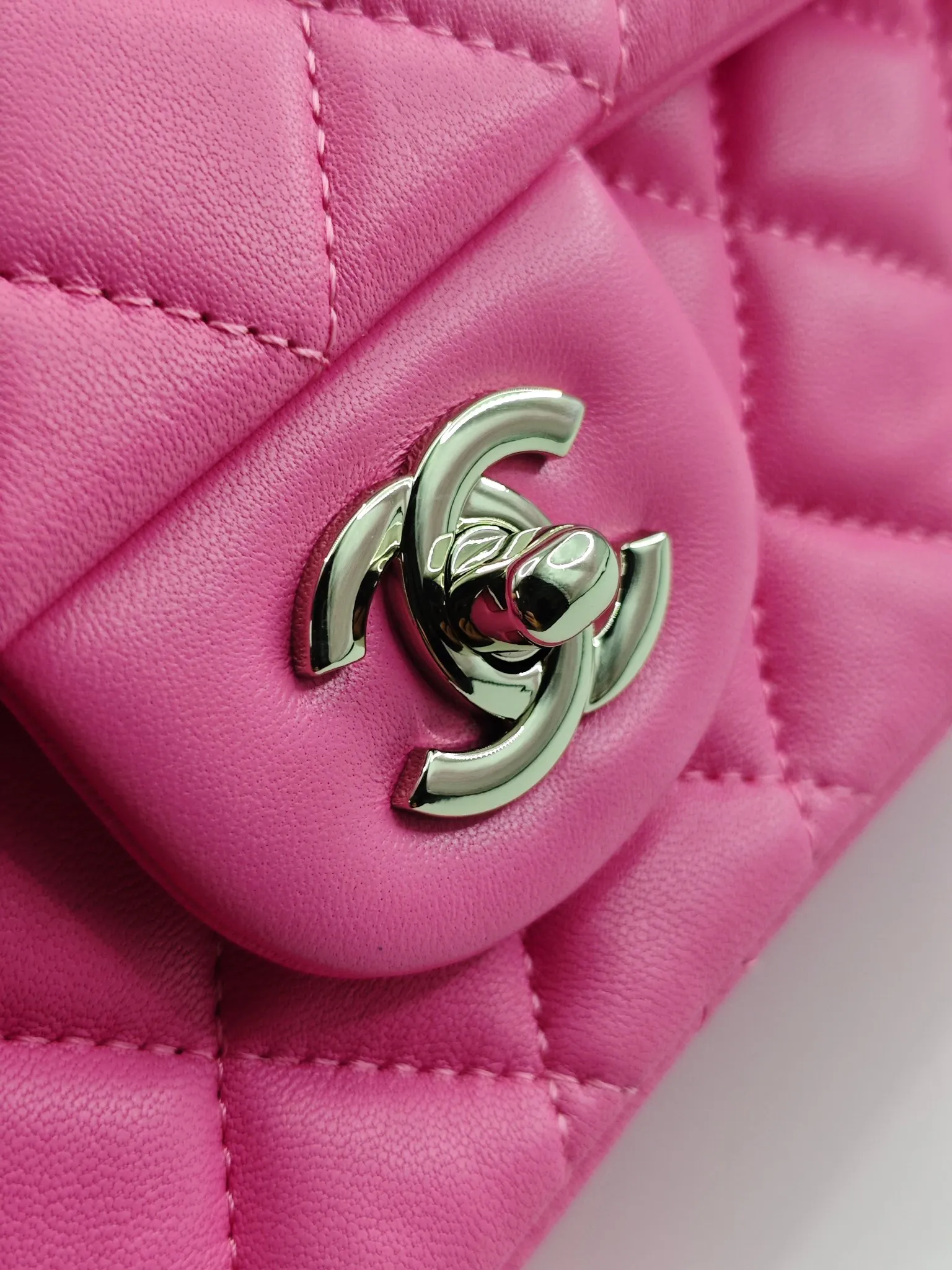 All Categories Chanel Women's Bag 2 (Chanel) Chanel Chip Version A01112