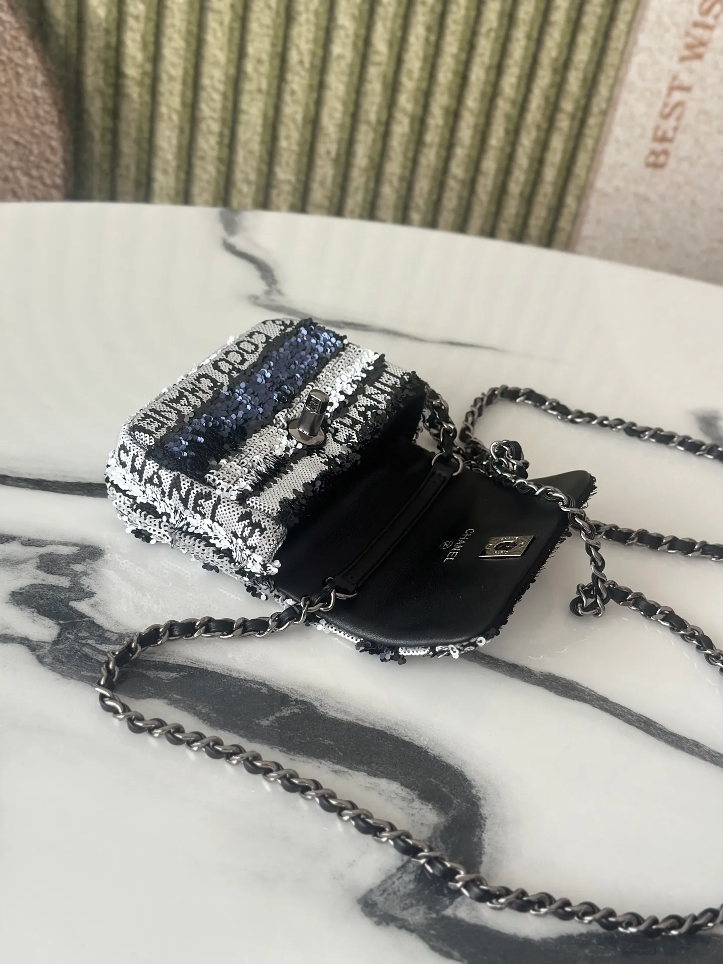 All Categories Chanel Women's Bags 2 (Chanel) Chanel 22s