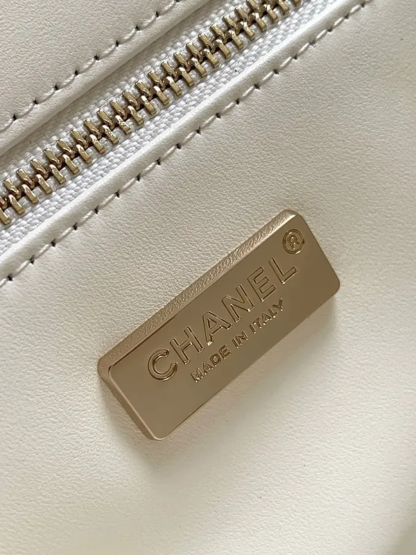 All Categories Chanel Women's Bag 2 (Chanel) Chanel Original Order AS5957