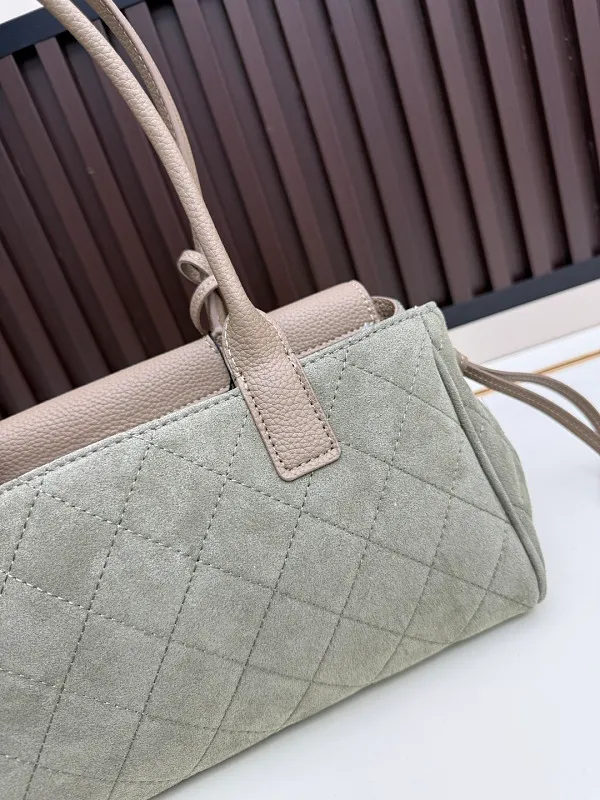 All Categories Chanel Women's Bags (Chanel) Chanel 022