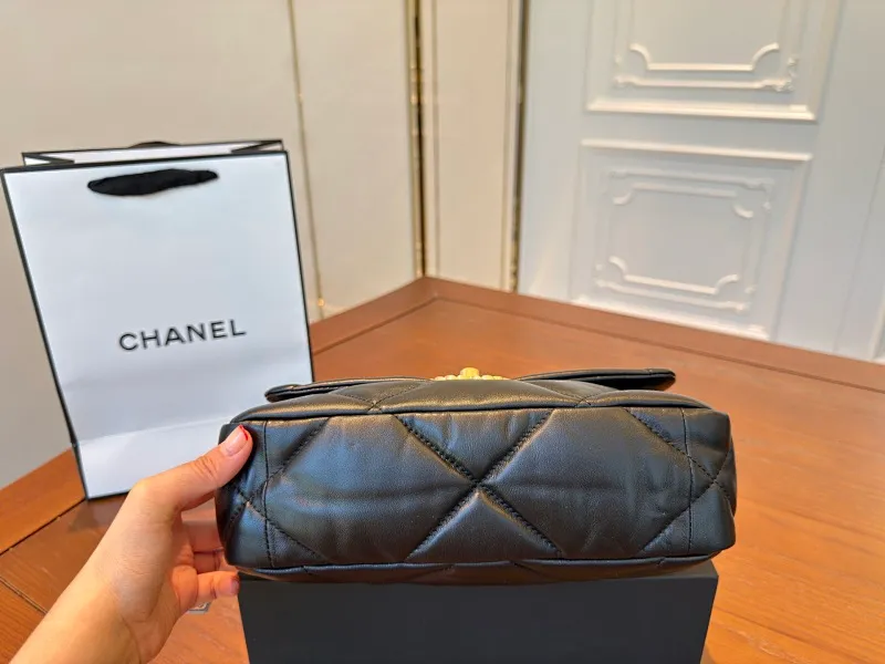 All Categories Official Website "Brand Women's Bags" Women's Bags 💙 Chanel 2025 New CHANEL Crossbody Bag