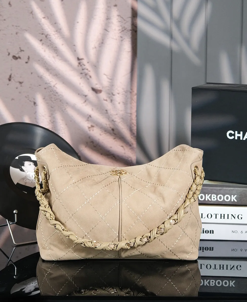 All Categories Chanel Women's Bags (Chanel) Chanel 211