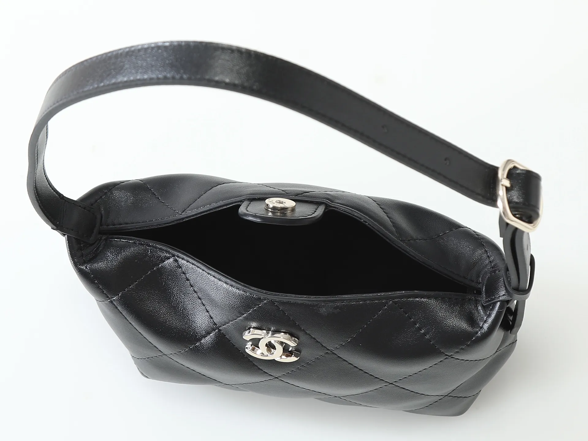 All Categories Official Website "Brand Women's Bags" Women's Bags 💙 Chanel 2026 New CHANEL Crossbody Bag