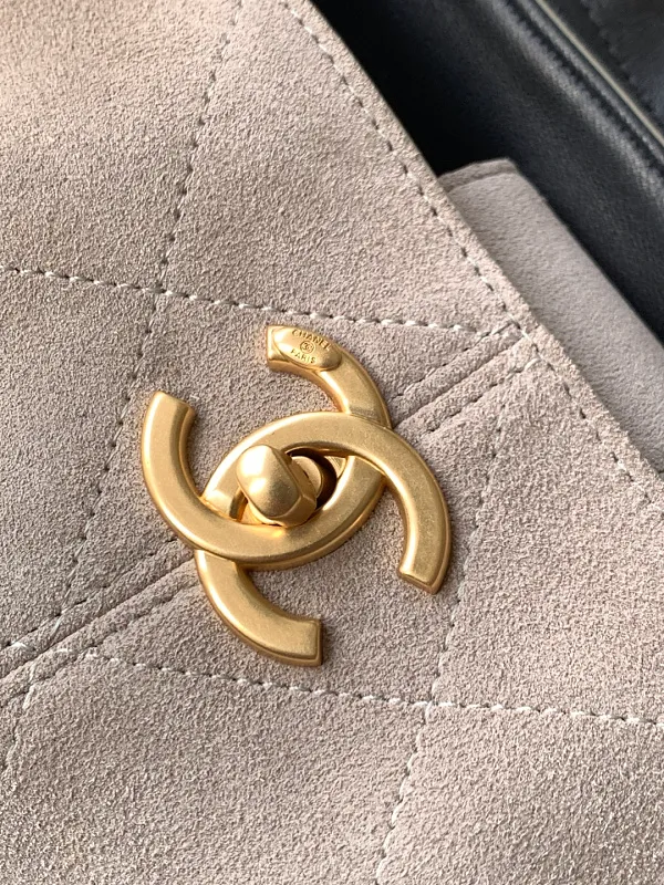 All Categories Chanel Women's Bags 2 (Chanel) Chanel Original AS563