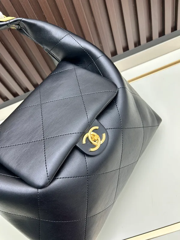 All Categories Chanel Women's Bags 2 (Chanel) Chanel 2570