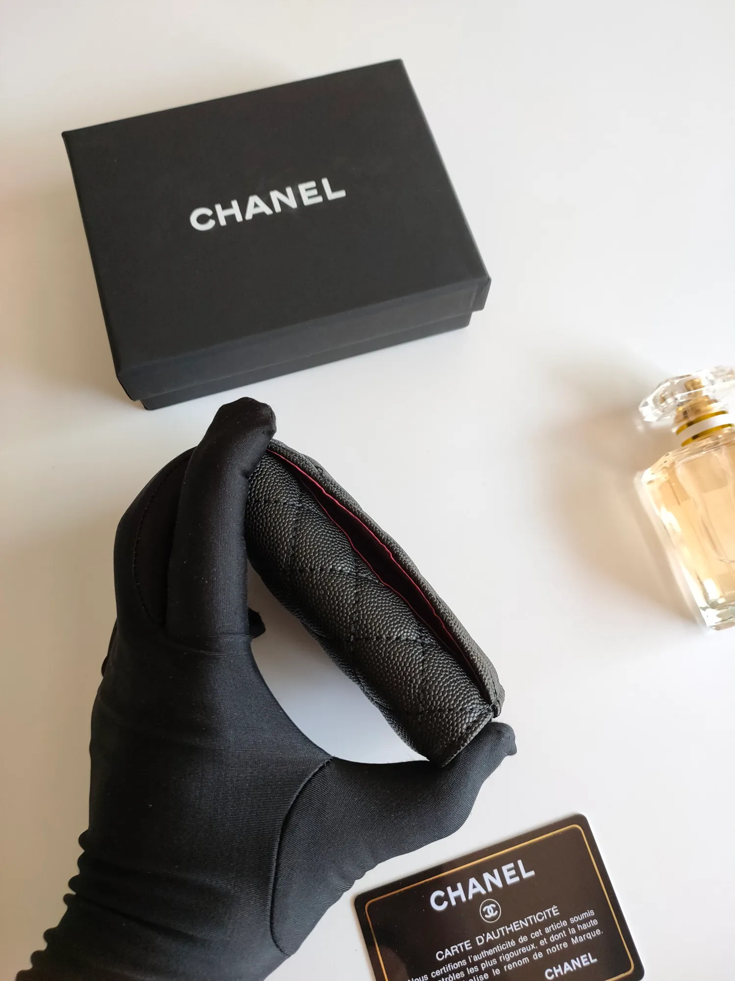 ￥110 CHANEL Chanel classic flap card holder. Imported sheepskin and caviar cowhide, card holder and coin purse integrated, with slip pocket on the back, model number: AP448, size: 7.5 × 11.3 × 2.1 cm